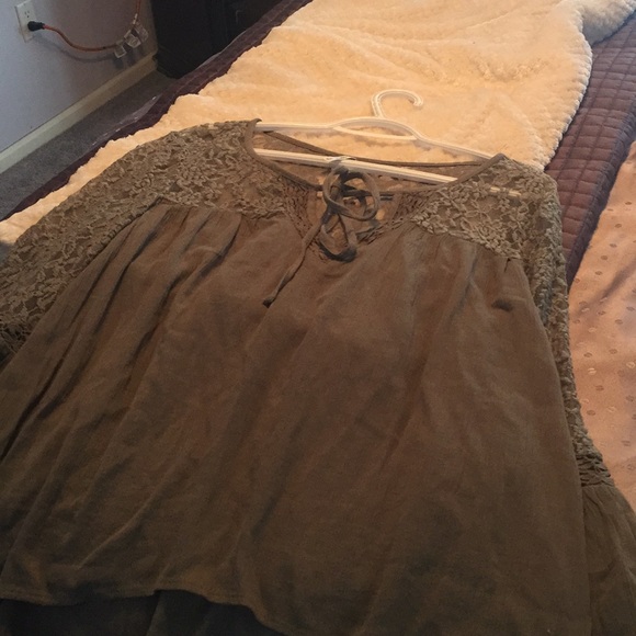 Mudd Olive Green size M shirt - Picture 7 of 7